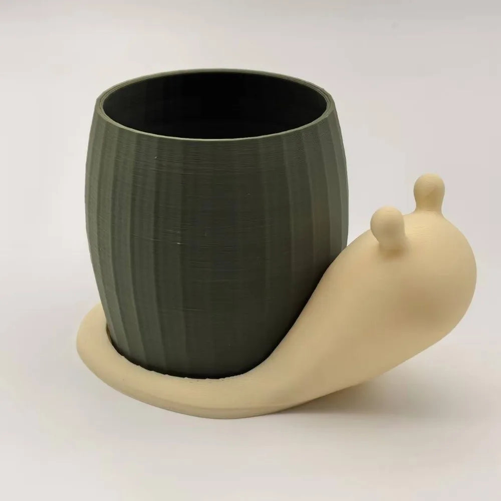 Mosstrail Snail Planter